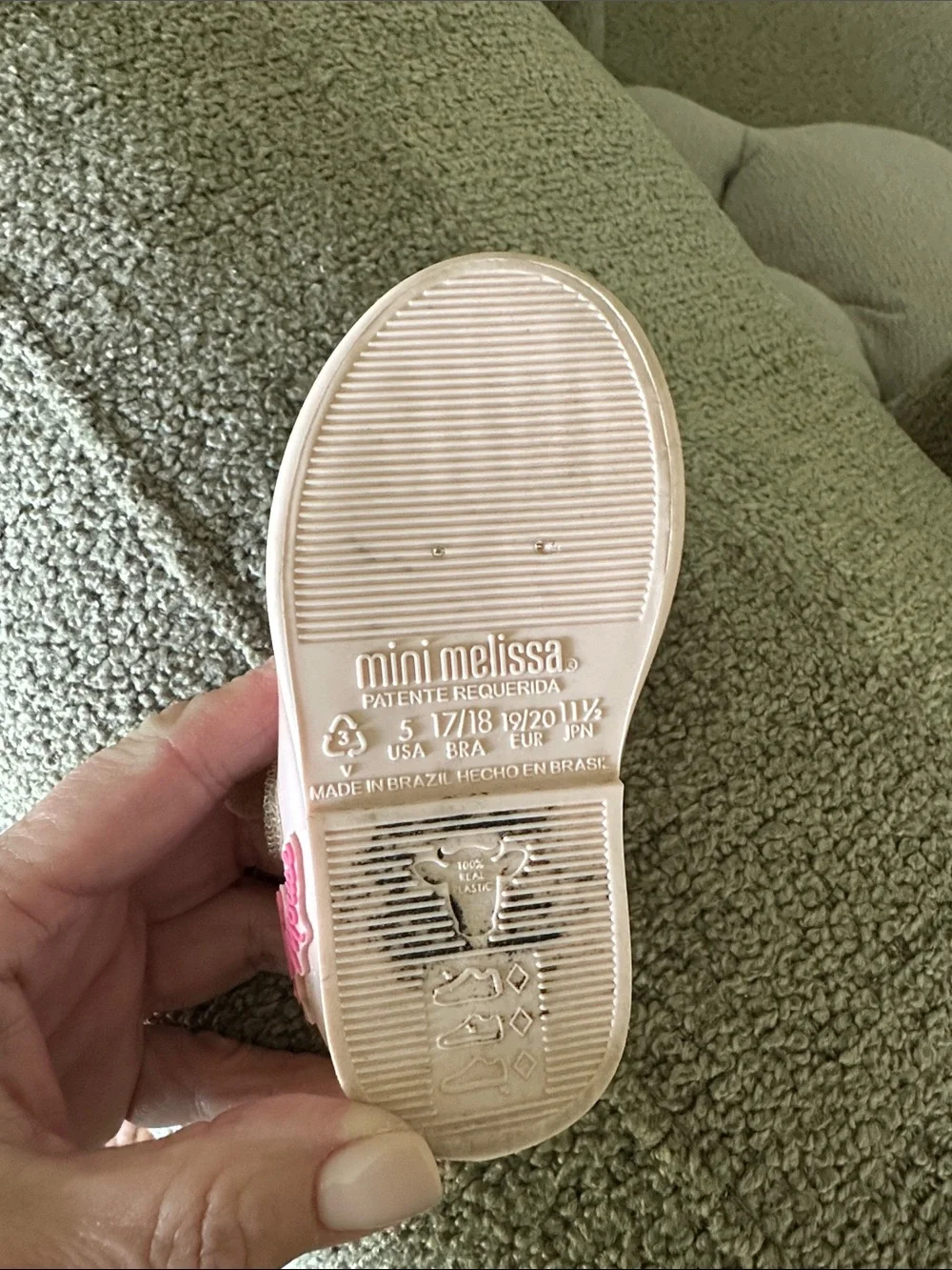 Mini Melissa adorable mini